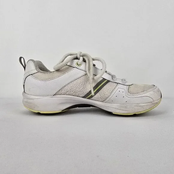 Keds White Lacer Up Runners Size 7 - Picture 2 of 7